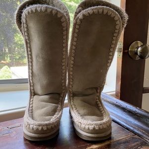 Worn MOU boots, super warm and snuggly!